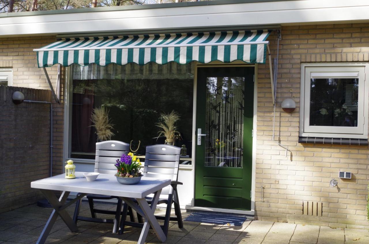 Geschakelde Bungalow Op De Veluwe "De Eekhoorn" Otterlo Εξωτερικό φωτογραφία
